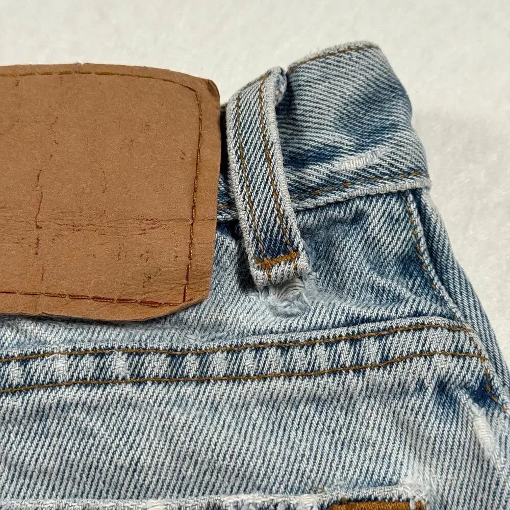 Vintage Levi's cut off denim shorts micro jean shorts distressed size 26 waist - Picture 3 of 12